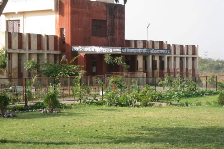 https://cache.careers360.mobi/media/colleges/social-media/media-gallery/23736/2019/1/4/Campus View of Swami Vivekanand Government Commerce College Ratlam_Campus-View.jpg